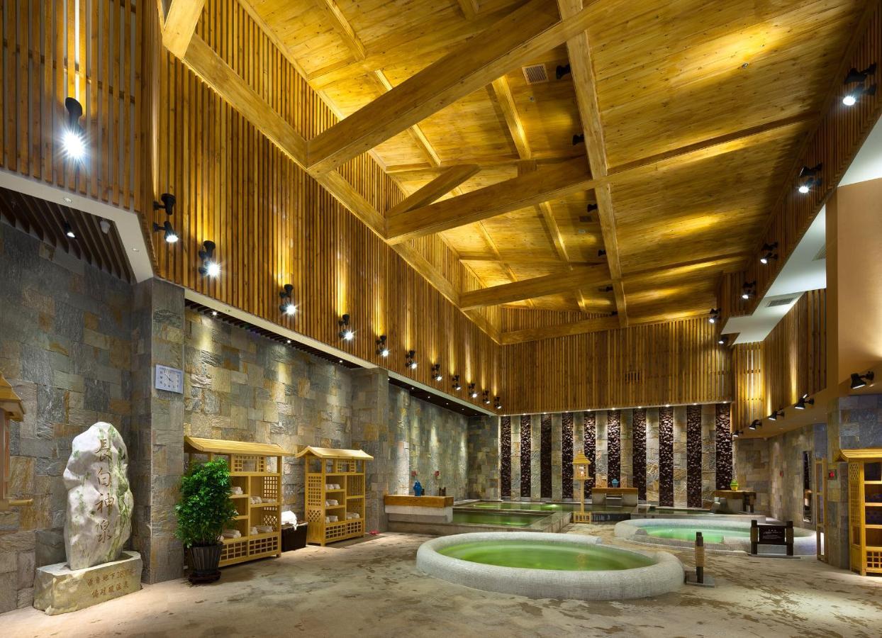 Wanda Jin Suites Changbaishan Fusong Exterior photo